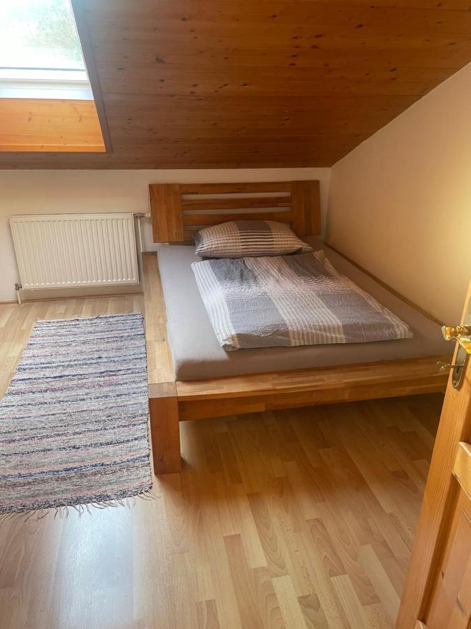 Ferienwohnung ,Hoizmann' Pinsdorf Eksteriør bilde